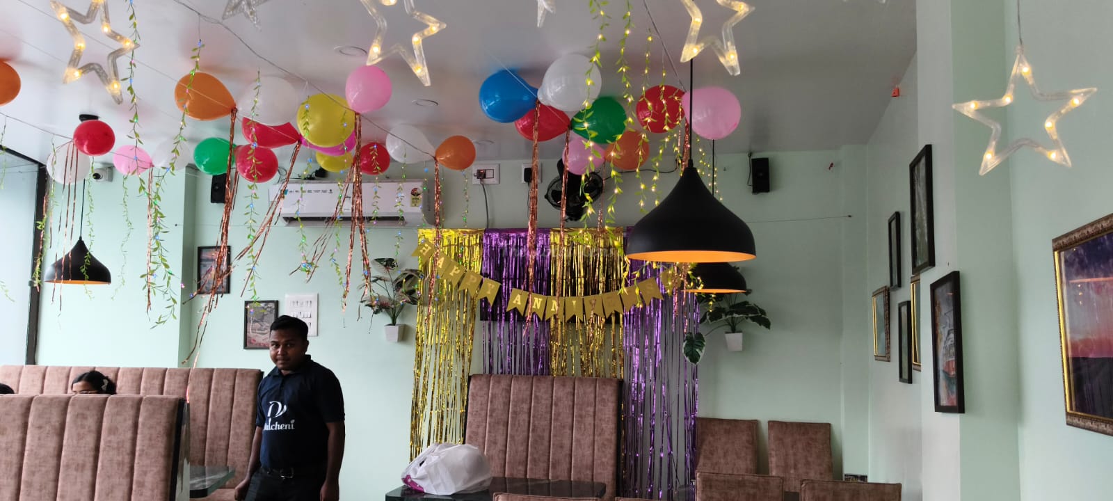 Happy anniversary decor at Dalcheni